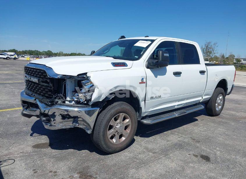 Photo 2 of 2024 Ram 2500 BIG HORN 4X4 6'4 BOX (VIN 3C6UR5DL6RG338222)