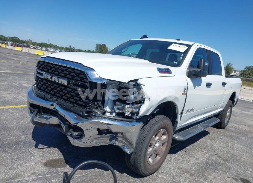 Photo 6 of 2024 Ram 2500 BIG HORN 4X4 6'4 BOX (VIN 3C6UR5DL6RG338222)