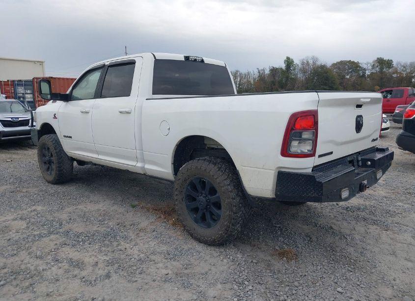 Photo 3 of 2019 Ram 2500 BIG HORN 4X4 6'4 BOX (VIN 3C6UR5DL7KG664343)
