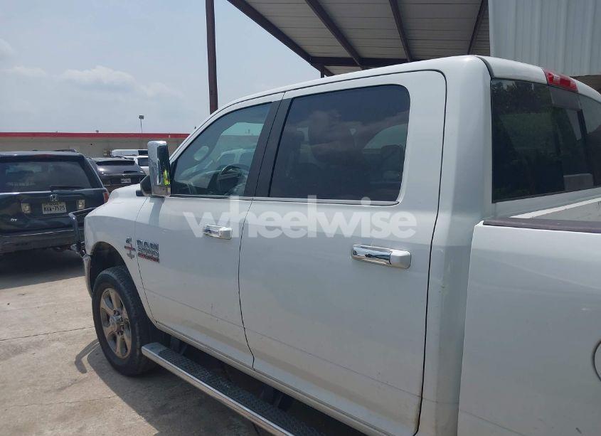 Photo 15 of 2018 Ram 2500 LONE STAR 4X4 6'4 BOX (VIN 3C6UR5DL8JG341532)