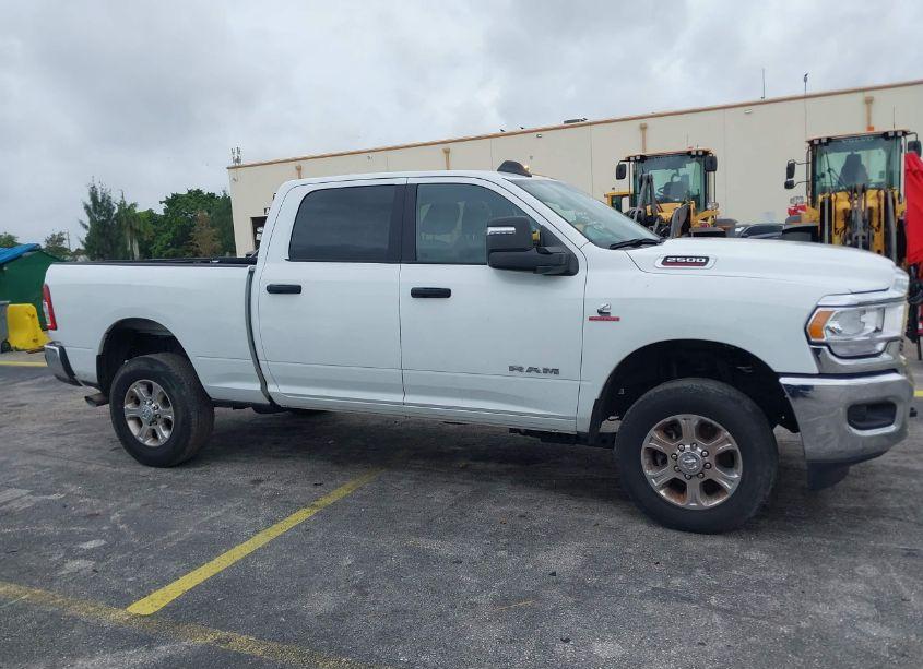 Photo 13 of 2024 Ram 2500 (VIN 3C6UR5DL8RG158028)