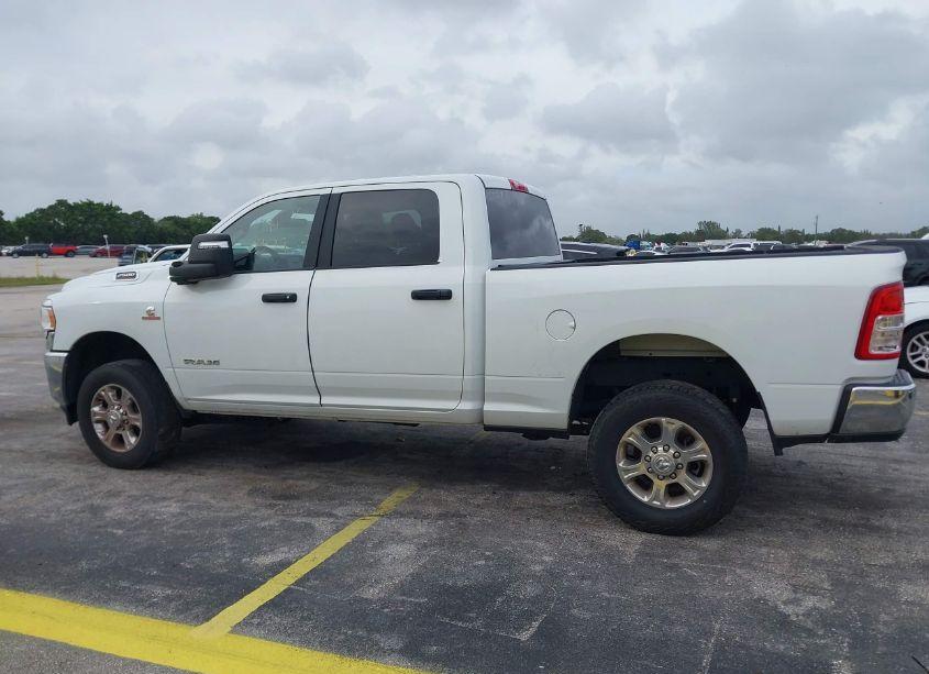 Photo 14 of 2024 Ram 2500 (VIN 3C6UR5DL8RG158028)