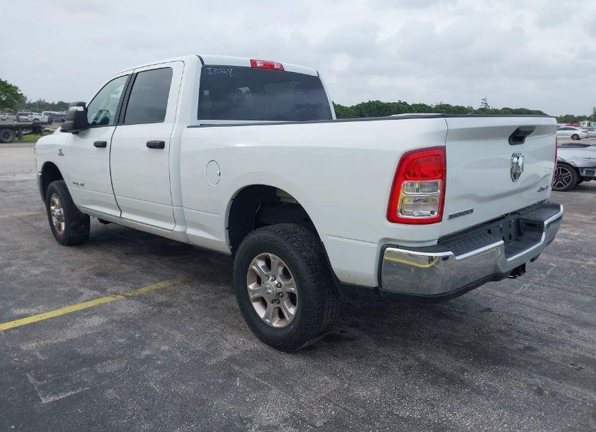 Photo 3 of 2024 Ram 2500 (VIN 3C6UR5DL8RG158028)