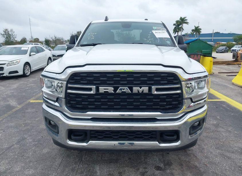 Photo 6 of 2024 Ram 2500 (VIN 3C6UR5DL8RG158028)