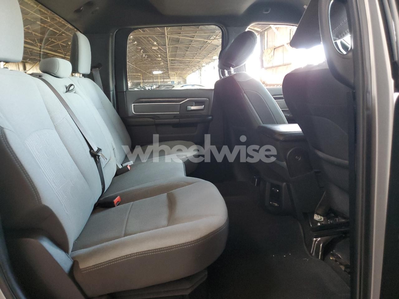 Photo 10 of 2021 RAM 2500 BIG HORN (VIN 3C6UR5DL9MG518612)