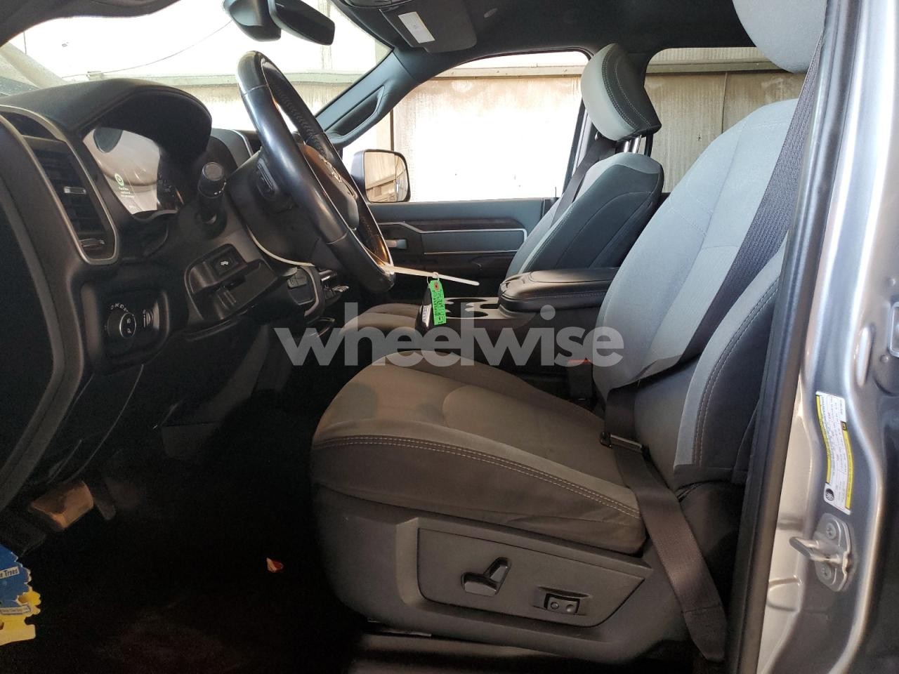 Photo 7 of 2021 RAM 2500 BIG HORN (VIN 3C6UR5DL9MG518612)