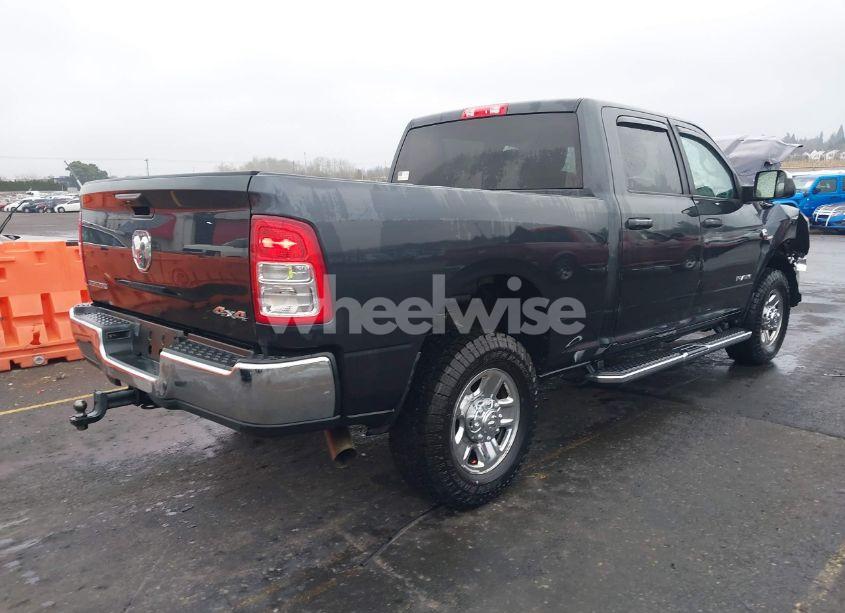 Photo 4 of 2022 Ram 2500 BIG HORN 4X4 6'4 BOX (VIN 3C6UR5DL9NG104389)