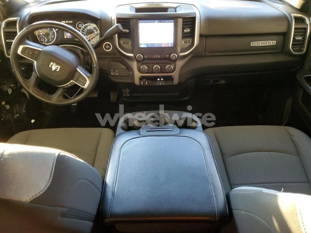 Photo 3 of 2024 RAM 2500 BIG HORN (VIN 3C6UR5DL9RG101384)