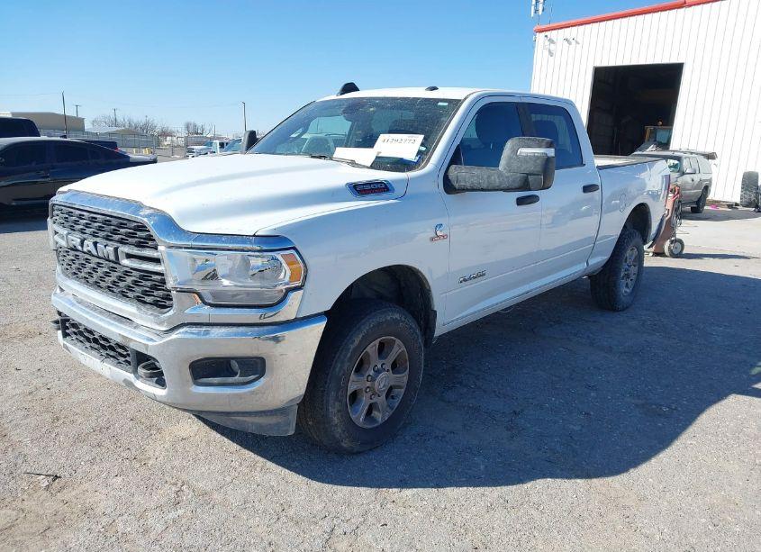 Photo 2 of 2024 Ram 2500 BIG HORN 4X4 6'4 BOX (VIN 3C6UR5DL9RG113826)