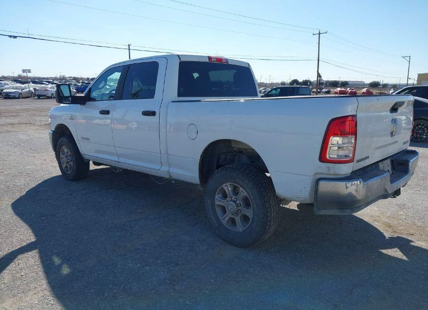 Photo 3 of 2024 Ram 2500 BIG HORN 4X4 6'4 BOX (VIN 3C6UR5DL9RG113826)