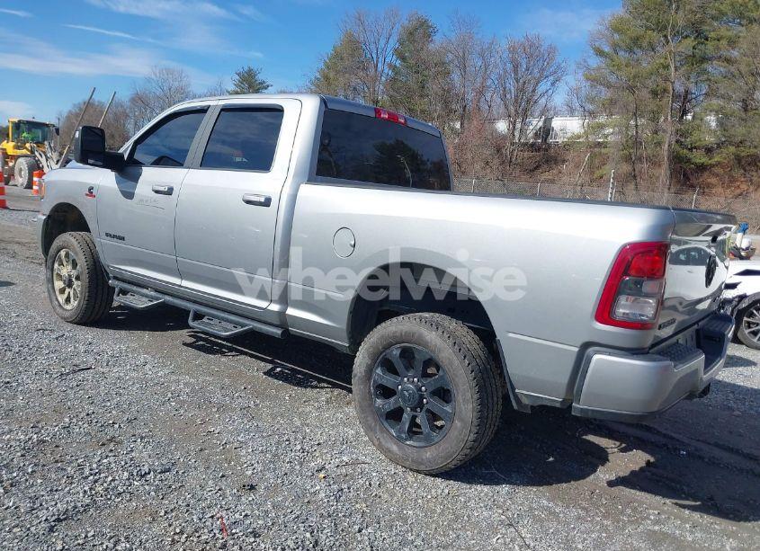 Photo 3 of 2024 Ram 2500 BIG HORN 4X4 6'4 BOX (VIN 3C6UR5DL9RG136247)