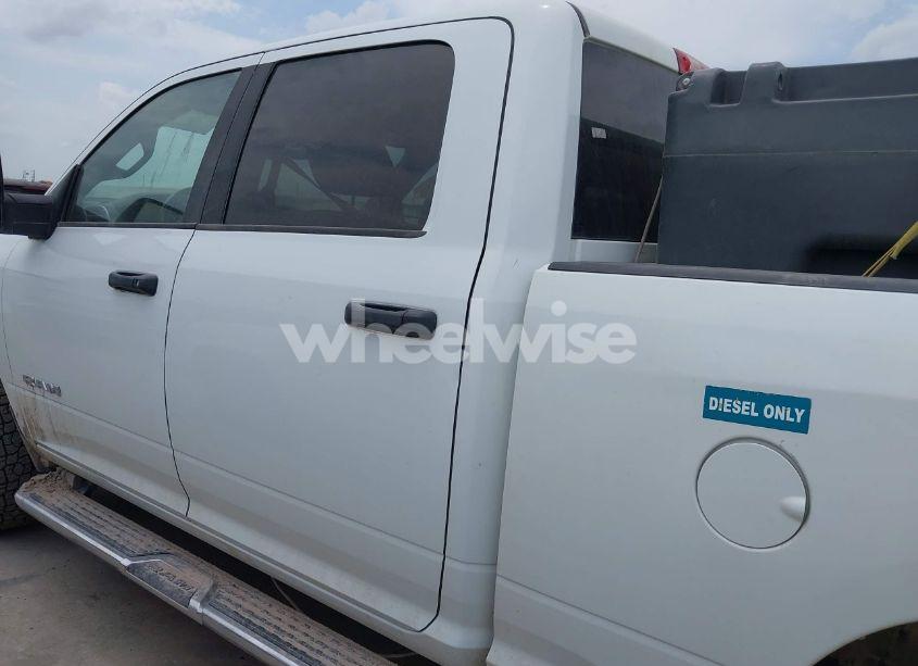 Photo 14 of 2024 Ram 2500 BIG HORN 4X4 6'4 BOX (VIN 3C6UR5DL9RG157986)