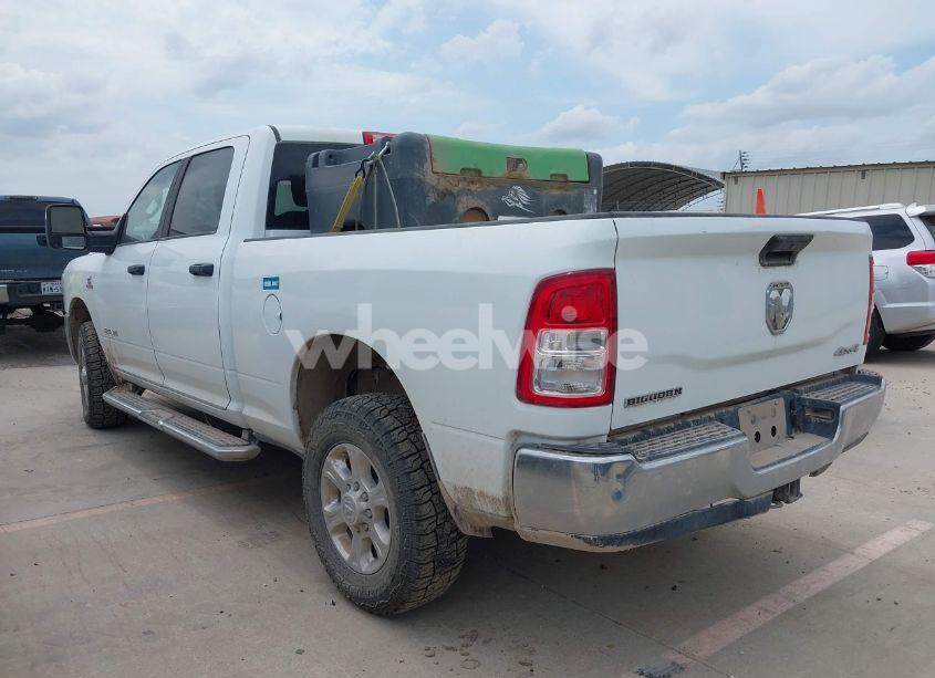 Photo 3 of 2024 Ram 2500 BIG HORN 4X4 6'4 BOX (VIN 3C6UR5DL9RG157986)