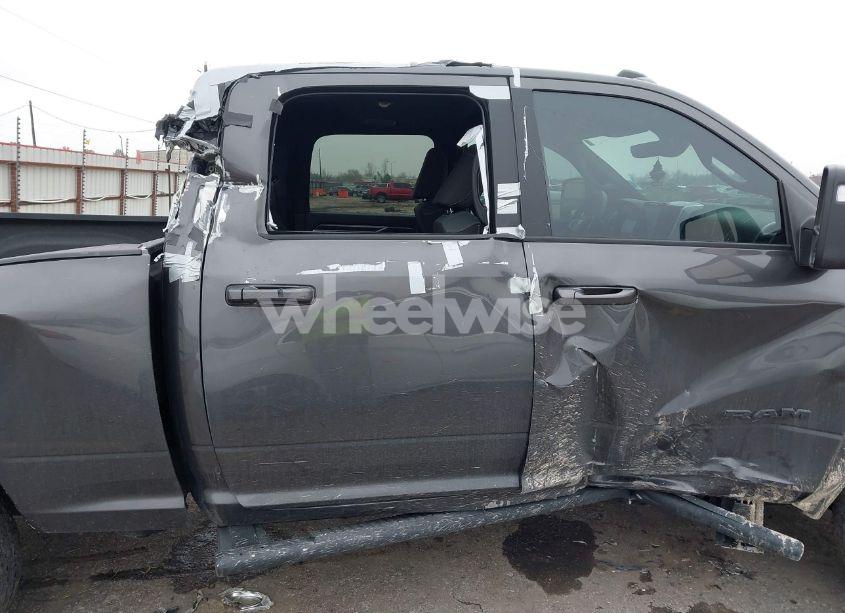 Photo 13 of 2024 Ram 2500 BIG HORN 4X4 6'4 BOX (VIN 3C6UR5DL9RG224098)