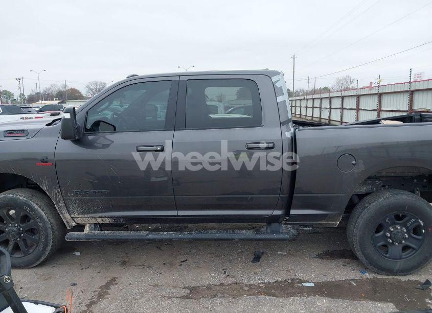 Photo 14 of 2024 Ram 2500 BIG HORN 4X4 6'4 BOX (VIN 3C6UR5DL9RG224098)