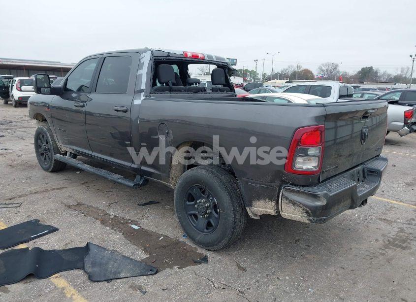 Photo 3 of 2024 Ram 2500 BIG HORN 4X4 6'4 BOX (VIN 3C6UR5DL9RG224098)