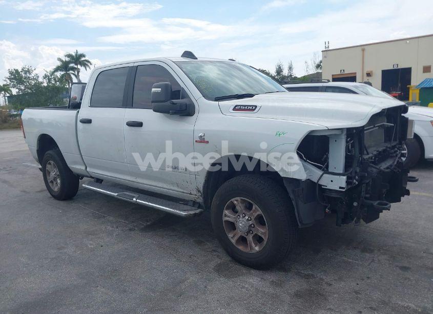 2024 Ram 2500 BIG HORN 4X4 6'4 BOX (VIN 3C6UR5DL9RG297746) main photo