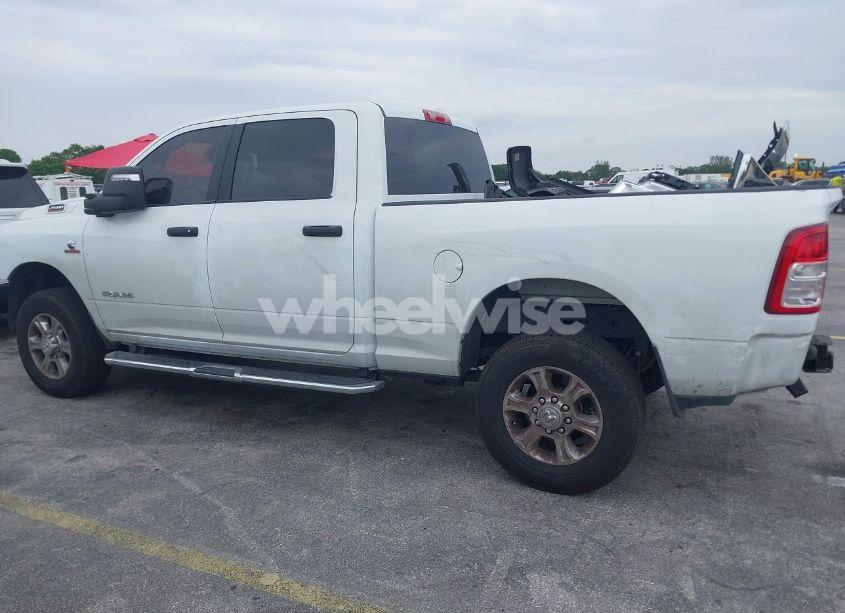 Photo 15 of 2024 Ram 2500 BIG HORN 4X4 6'4 BOX (VIN 3C6UR5DL9RG297746)