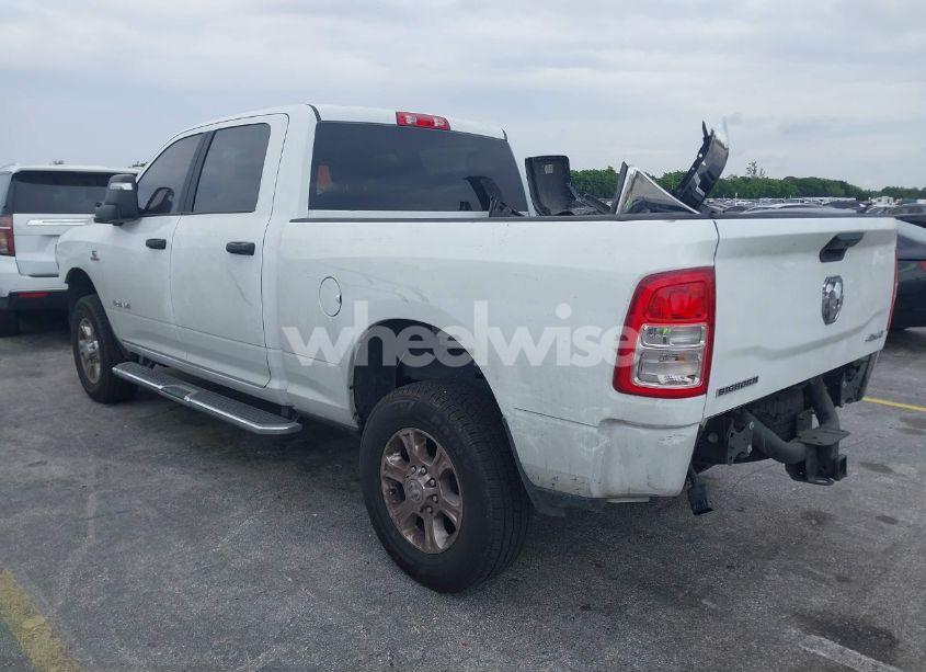 Photo 3 of 2024 Ram 2500 BIG HORN 4X4 6'4 BOX (VIN 3C6UR5DL9RG297746)