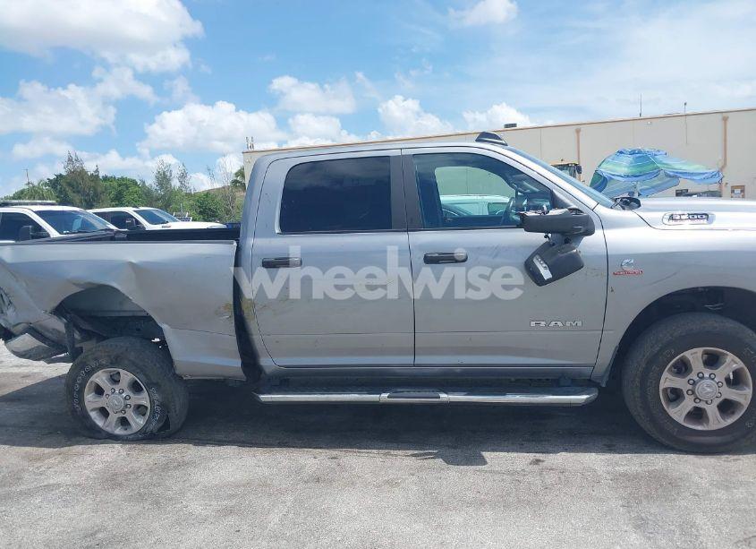 Photo 13 of 2024 Ram 2500 BIG HORN 4X4 6'4 BOX (VIN 3C6UR5DL9RG348839)