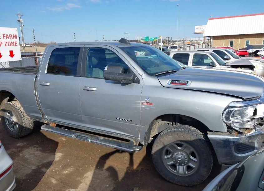 Photo 13 of 2022 Ram 2500 BIG HORN 4X4 6'4 BOX (VIN 3C6UR5DLXNG436681)