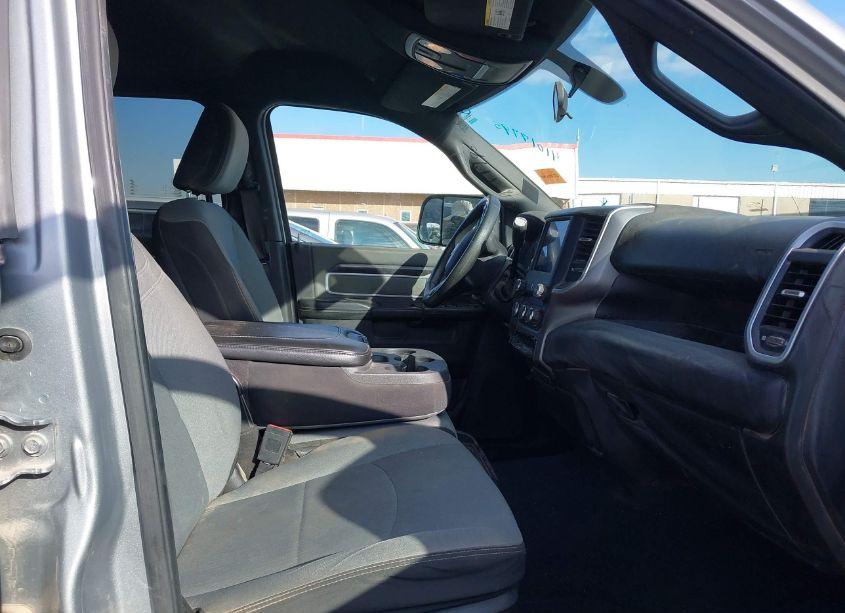 Photo 5 of 2022 Ram 2500 BIG HORN 4X4 6'4 BOX (VIN 3C6UR5DLXNG436681)