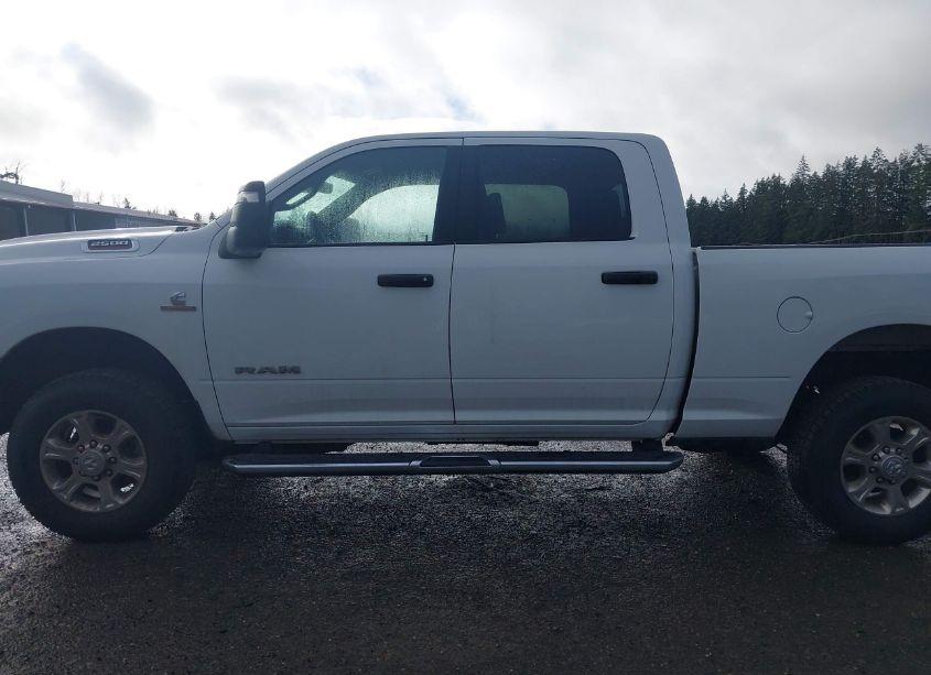 Photo 15 of 2024 Ram 2500 BIG HORN 4X4 6'4 BOX (VIN 3C6UR5DLXRG244716)