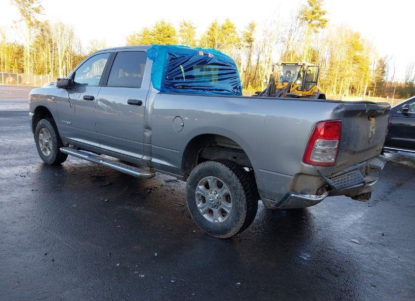 Photo 5 of 2024 Ram 2500 BIG HORN 4X4 6'4 BOX (VIN 3C6UR5DLXRG266537)