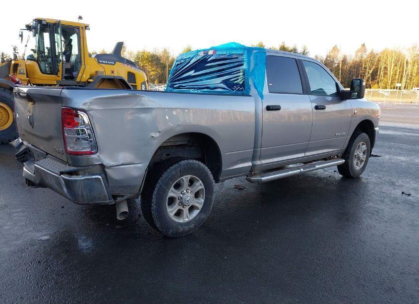 Photo 8 of 2024 Ram 2500 BIG HORN 4X4 6'4 BOX (VIN 3C6UR5DLXRG266537)