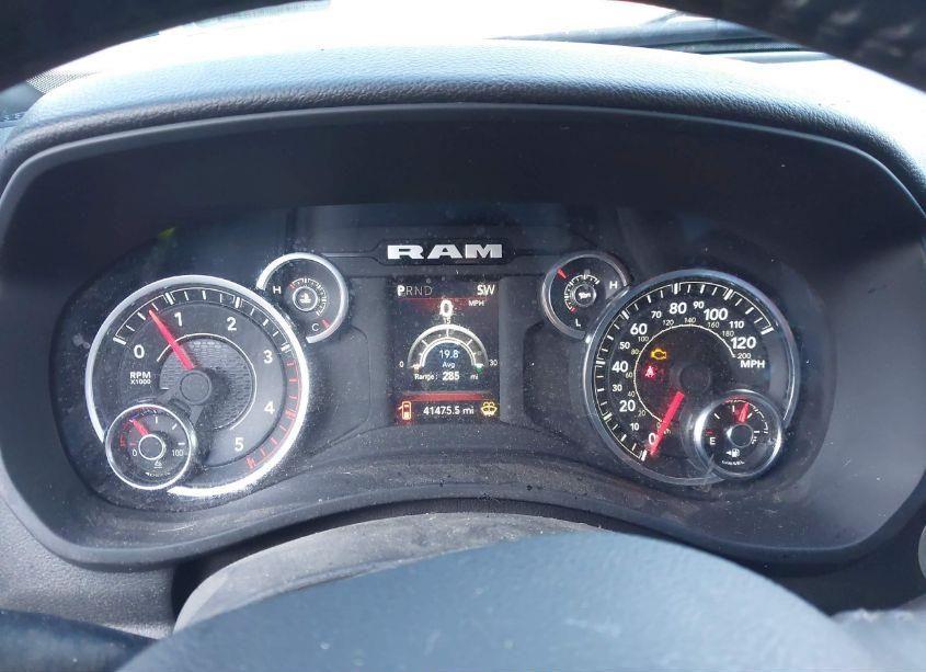 Photo 9 of 2024 Ram 2500 BIG HORN 4X4 6'4 BOX (VIN 3C6UR5DLXRG266537)