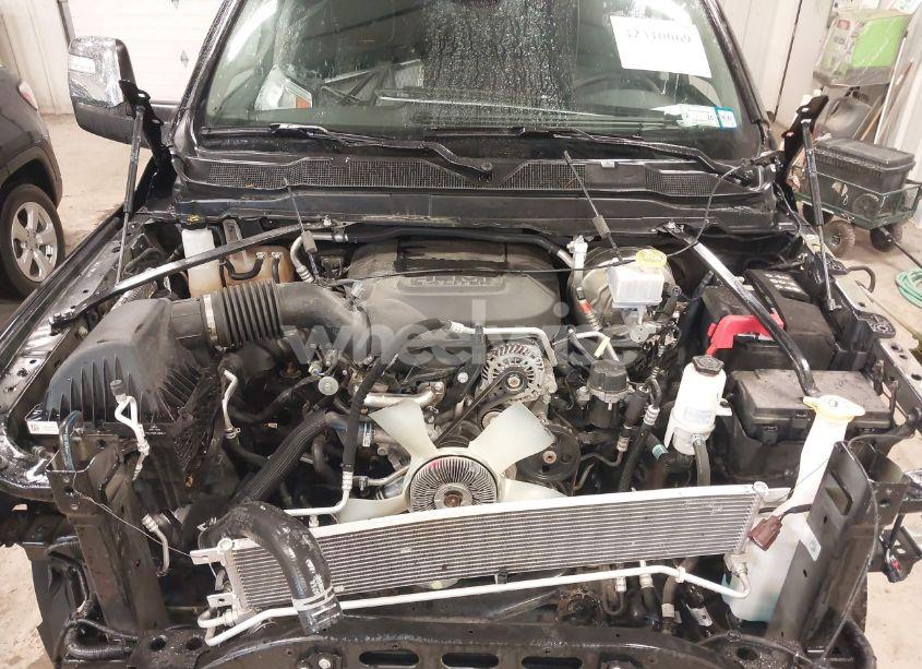 Photo 10 of 2024 Ram 2500 LARAMIE 4X4 6'4 BOX (VIN 3C6UR5FJ2RG186581)