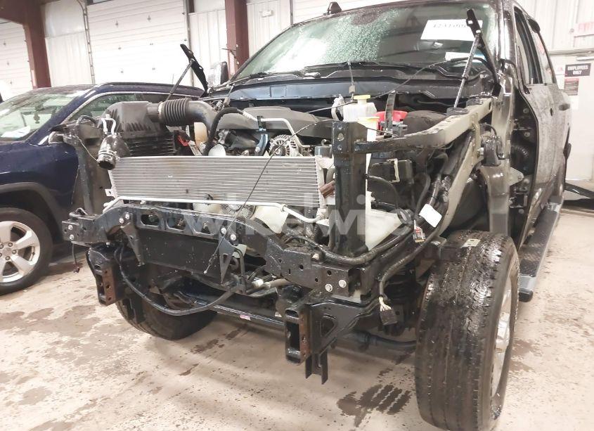 Photo 6 of 2024 Ram 2500 LARAMIE 4X4 6'4 BOX (VIN 3C6UR5FJ2RG186581)