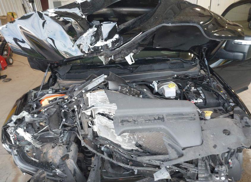 Photo 10 of 2024 Ram 2500 LARAMIE 4X4 6'4 BOX (VIN 3C6UR5FJ4RG133932)