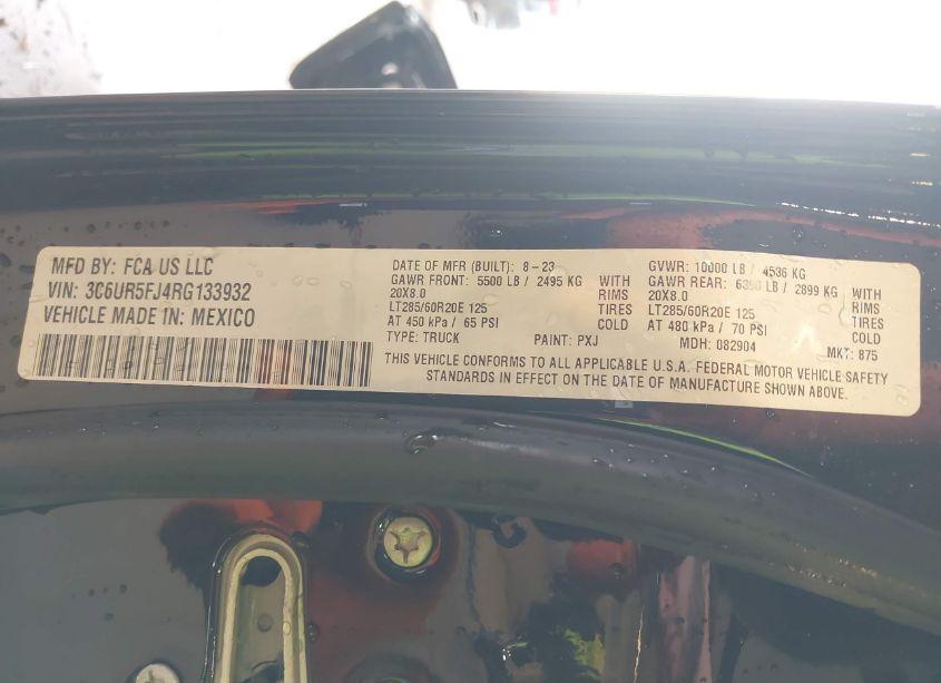 Photo 9 of 2024 Ram 2500 LARAMIE 4X4 6'4 BOX (VIN 3C6UR5FJ4RG133932)