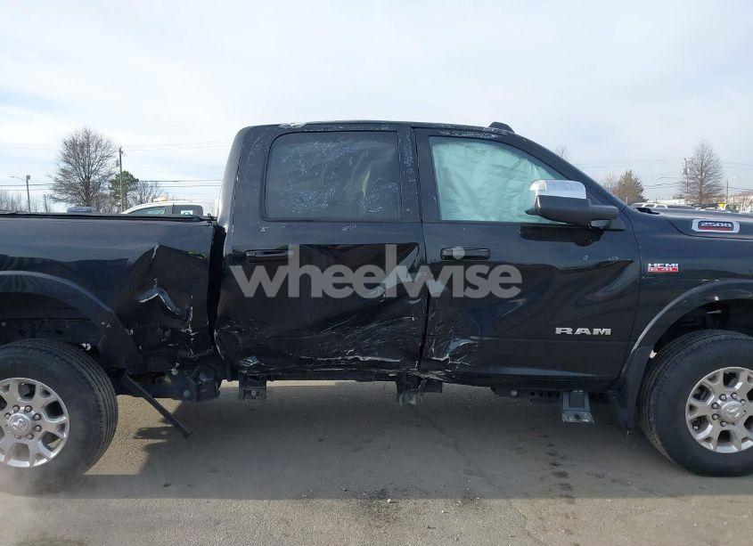 Photo 13 of 2022 Ram 2500 LARAMIE 4X4 6'4 BOX (VIN 3C6UR5FJ5NG248842)