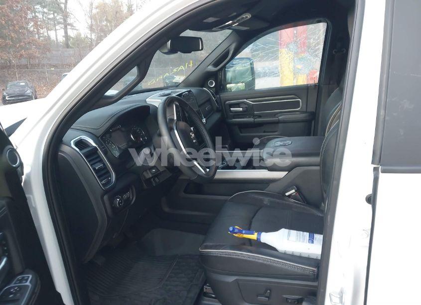 Photo 5 of 2024 Ram 2500 LARAMIE 4X4 6'4 BOX (VIN 3C6UR5FJ5RG129629)