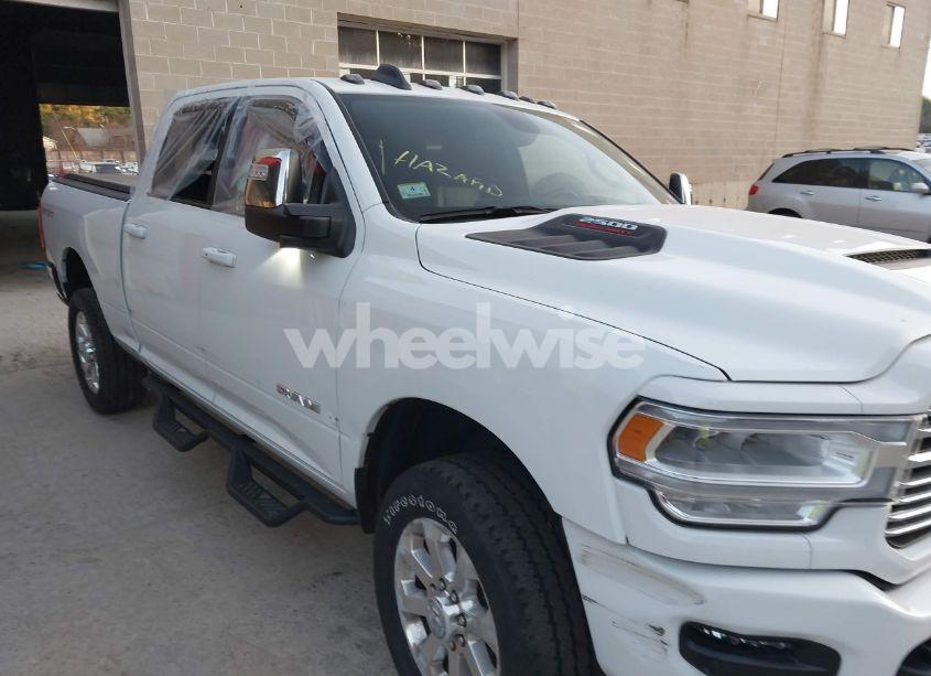 Photo 6 of 2024 Ram 2500 LARAMIE 4X4 6'4 BOX (VIN 3C6UR5FJ5RG129629)