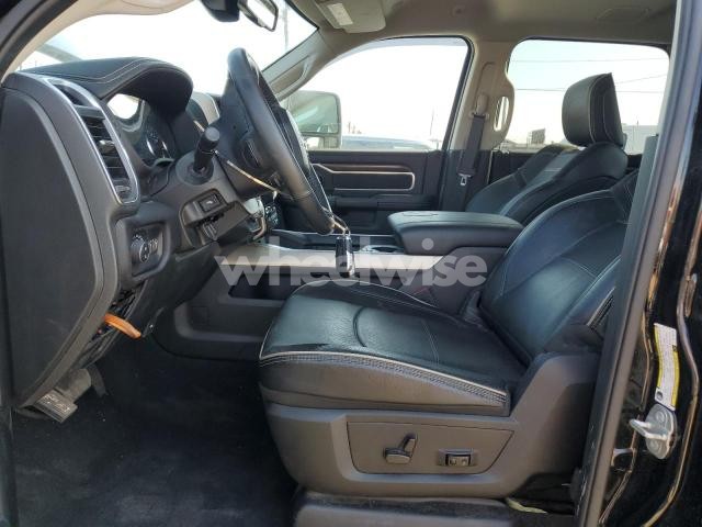 Photo 5 of 2024 RAM 2500 LARAMIE (VIN 3C6UR5FJ6RG105310)
