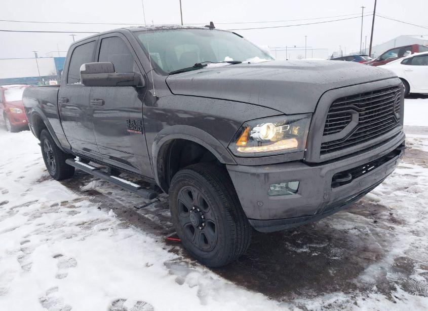 2017 Ram 2500 LARAMIE 4X4 6'4 BOX (VIN 3C6UR5FJ7HG679980) main photo