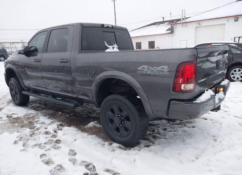 Photo 3 of 2017 Ram 2500 LARAMIE 4X4 6'4 BOX (VIN 3C6UR5FJ7HG679980)