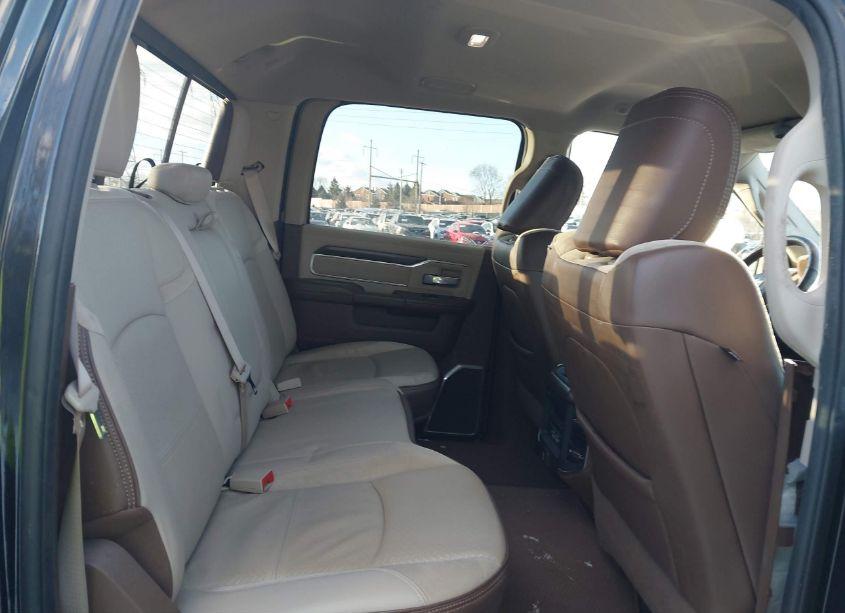 Photo 8 of 2022 Ram 2500 LARAMIE 4X4 6'4 BOX (VIN 3C6UR5FJ8NG171013)