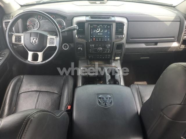 2018 RAM 2500 LARAMIE (VIN 3C6UR5FJXJG128058) main photo