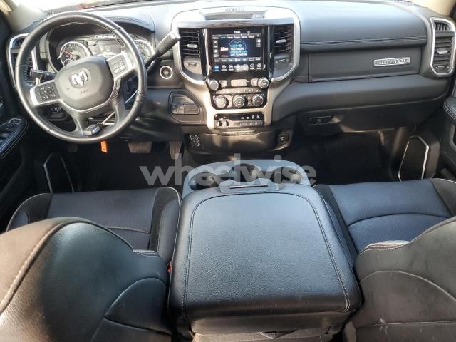 Photo 5 of 2020 RAM 2500 LARAMIE (VIN 3C6UR5FL0LG227699)
