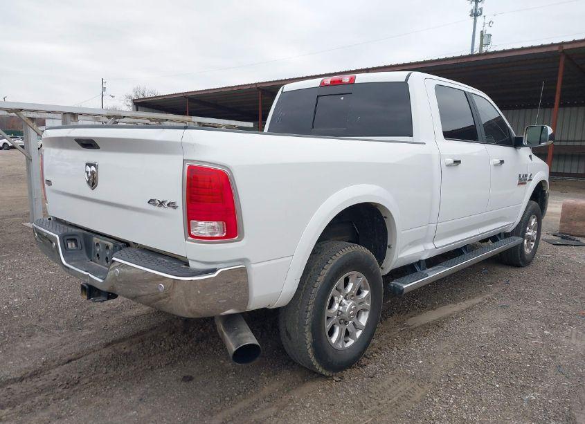 Photo 4 of 2017 Ram 2500 LARAMIE 4X4 6'4 BOX (VIN 3C6UR5FL1HG772852)