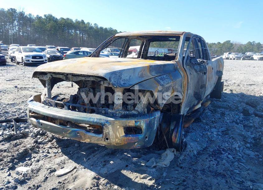 Photo 2 of 2018 Ram 2500 LARAMIE 4X4 6'4 BOX (VIN 3C6UR5FL1JG216479)