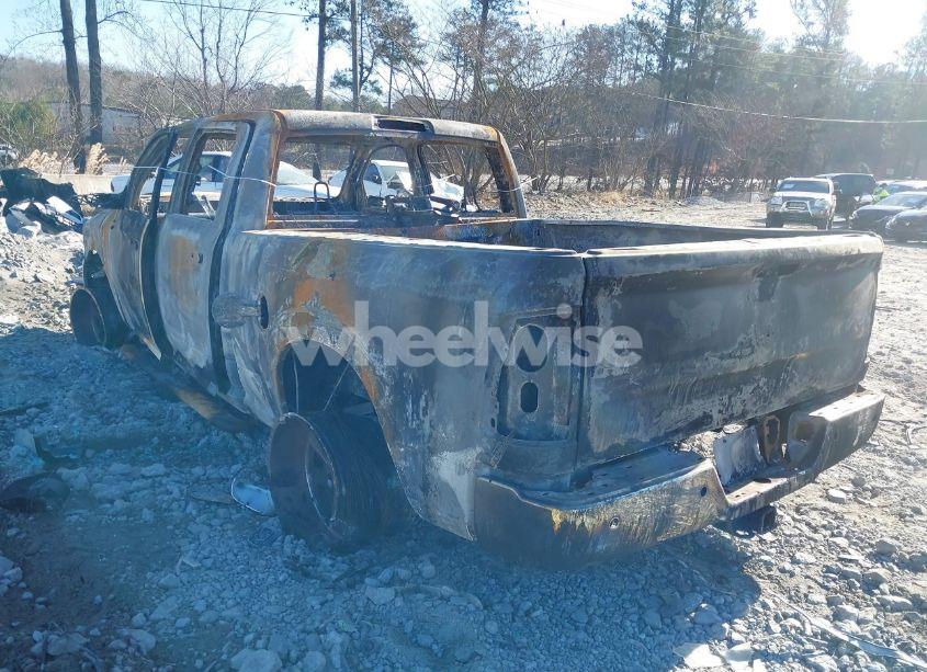 Photo 3 of 2018 Ram 2500 LARAMIE 4X4 6'4 BOX (VIN 3C6UR5FL1JG216479)