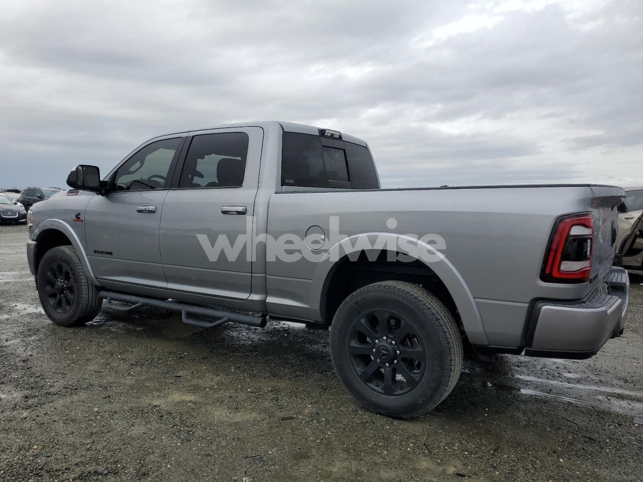 Photo 2 of 2020 RAM 2500 LARAMIE (VIN 3C6UR5FL1LG173328)