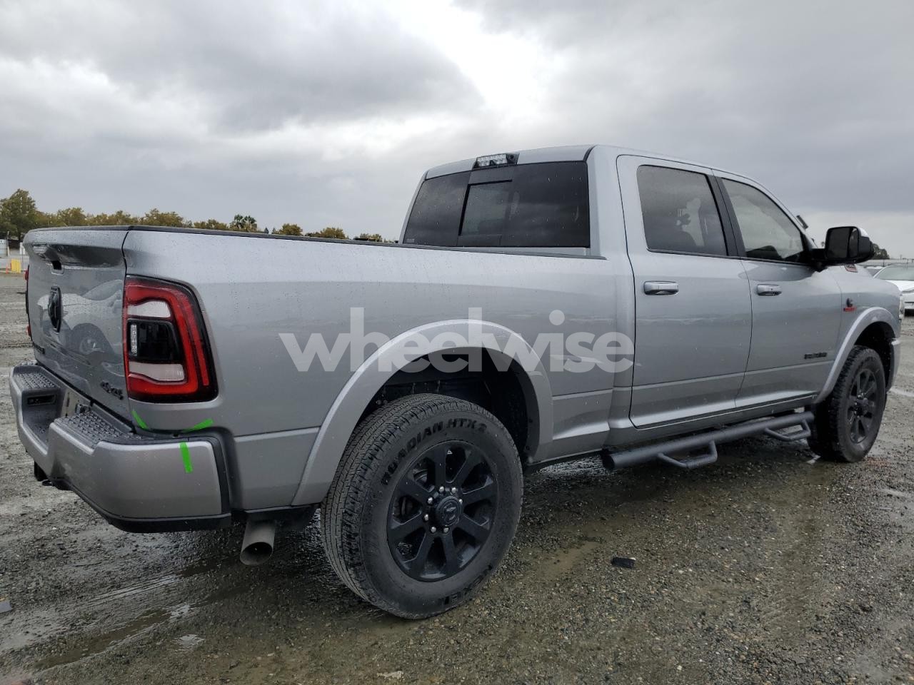 Photo 3 of 2020 RAM 2500 LARAMIE (VIN 3C6UR5FL1LG173328)