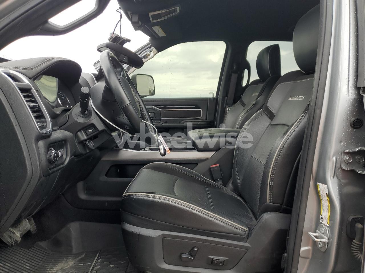Photo 7 of 2020 RAM 2500 LARAMIE (VIN 3C6UR5FL1LG173328)