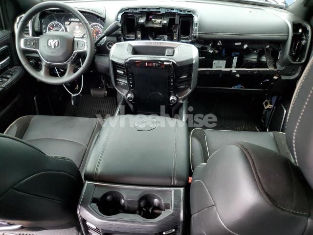 Photo 4 of 2024 RAM 2500 LARAMIE (VIN 3C6UR5FL1RG292795)